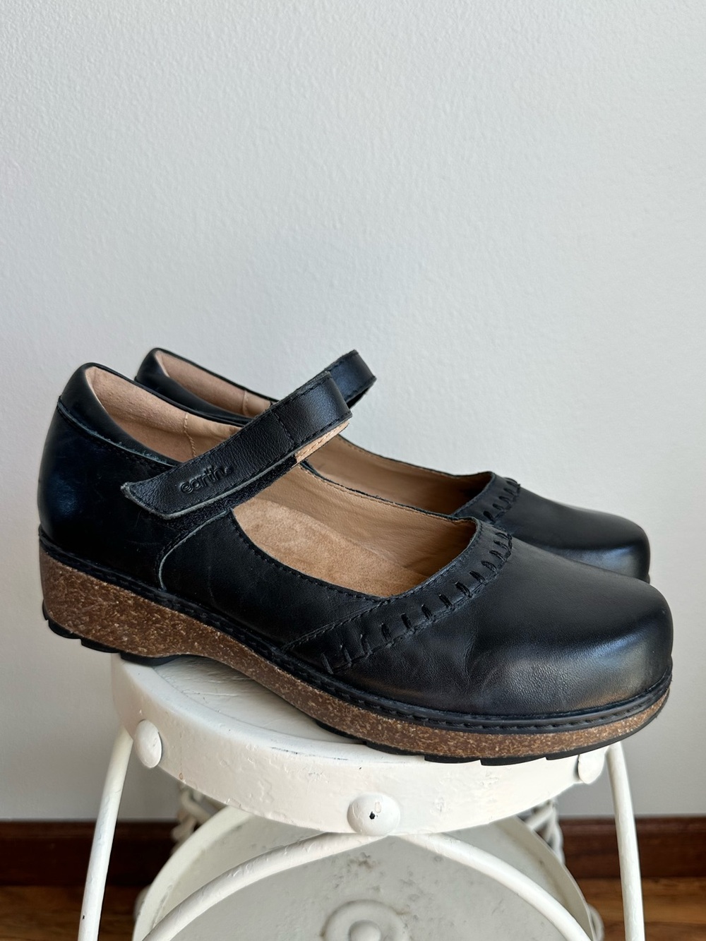 Earth Kalece Leather Mary Jane Clogs
Black Shoes with Wedge Heel Sz 8.5W